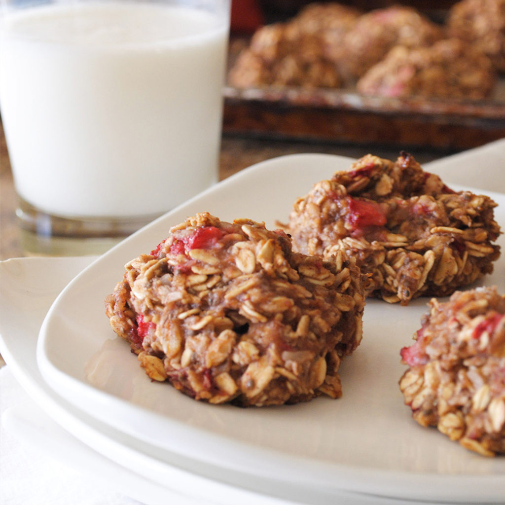 Healthy Strawberry Breakfast Cookies Recipe