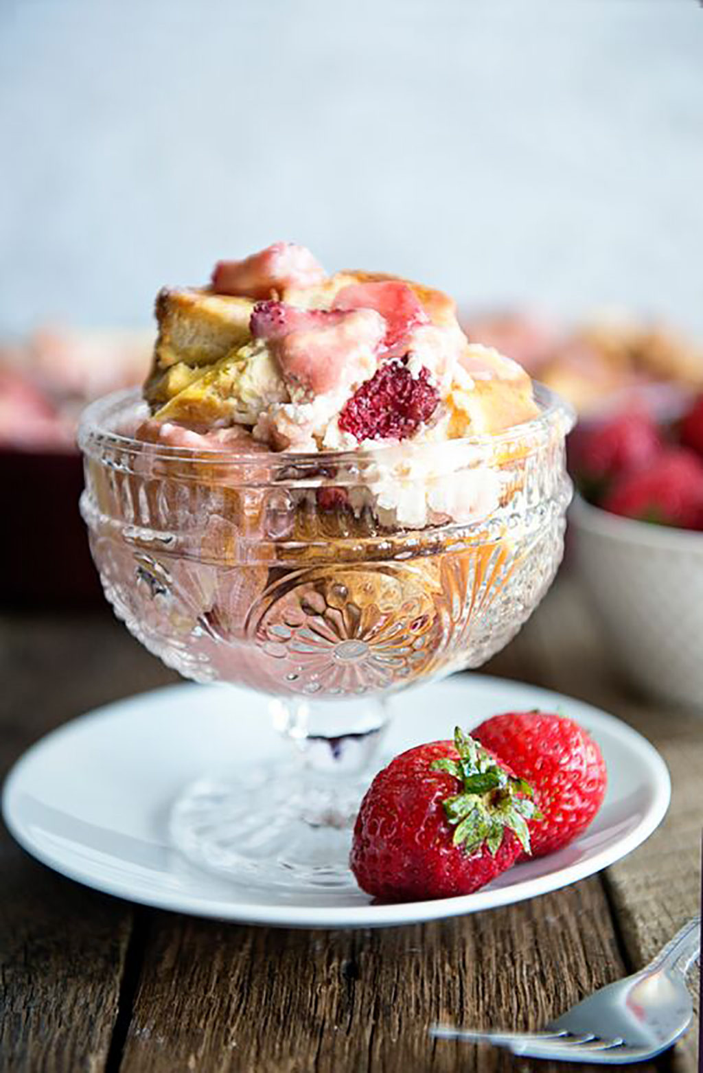 Strawberries and Cream French Toast Bake 002 1024