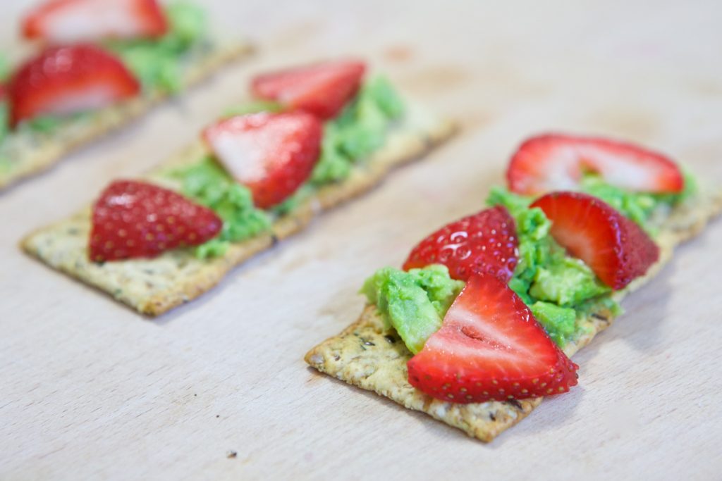Smashed Avocado and Strawberry Crackers