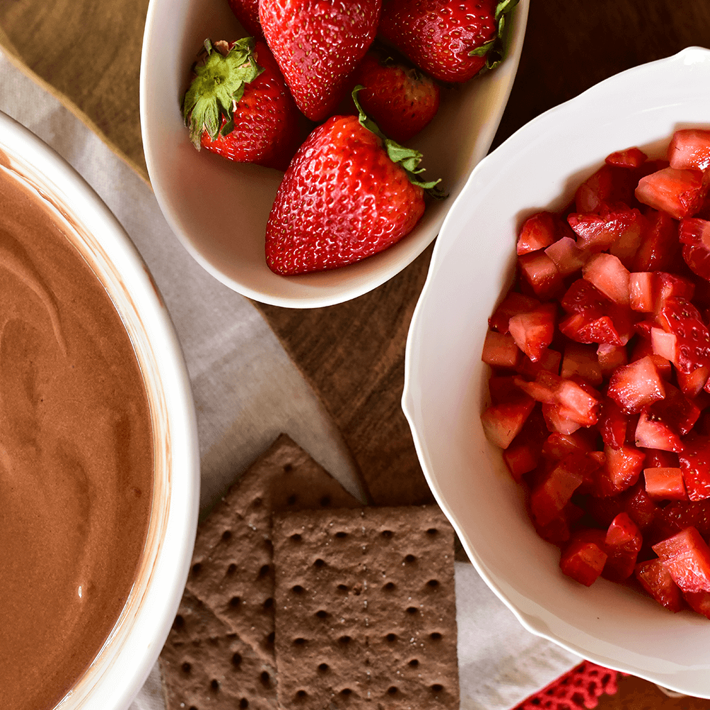 Strawberry + Chocolate Parfait Crunch