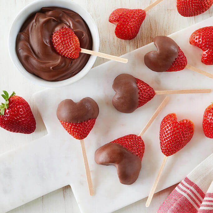 How to make strawberry hearts