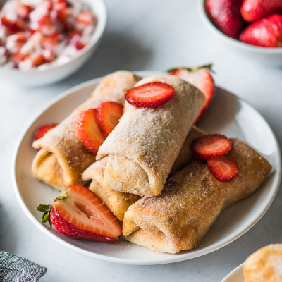 Mini Strawberry Cheesecake Chimichangas