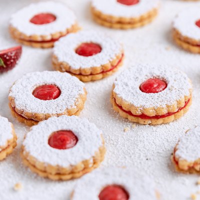 Strawberry Curd Linzer Cookies