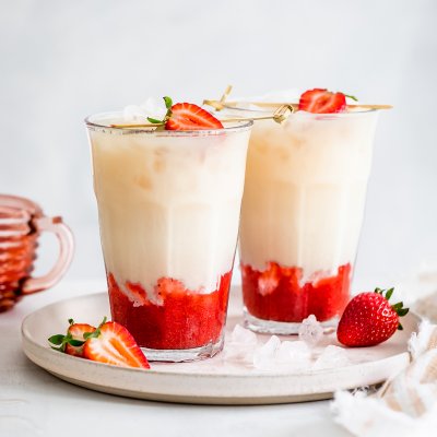 Iced Strawberry Jasmine Tea Latte