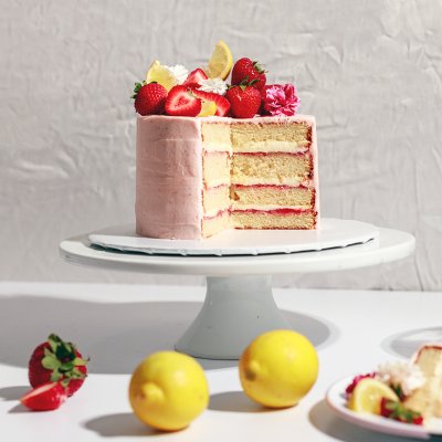 Strawberry Lemonade Cake