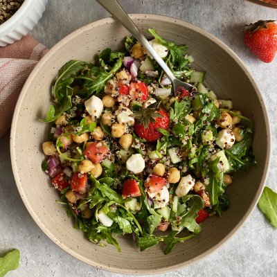 Chickpea Salad with Strawberries