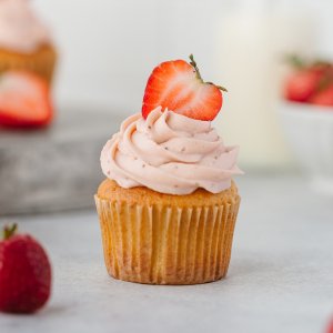 Vanilla Strawberry Cupcake