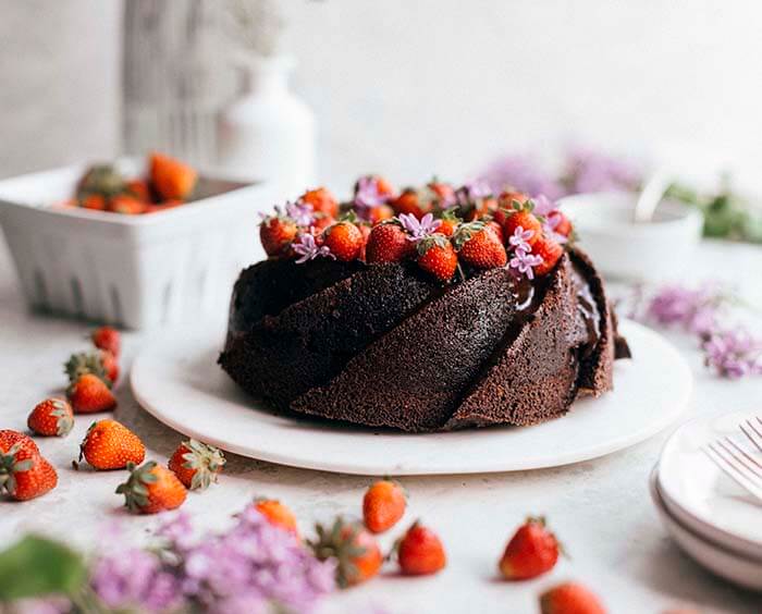 dark chocolate strawberry bundt cake