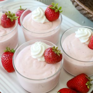 Strawberry Greek Yogurt Mousse