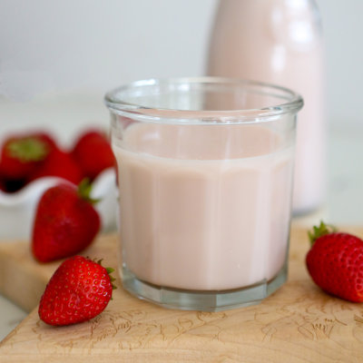 Veganer Erdbeer-Milchshake