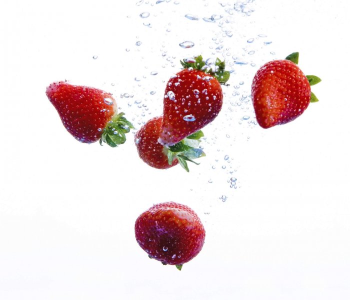 Strawberries are 90% water and provide a hydrating snack after exercise.